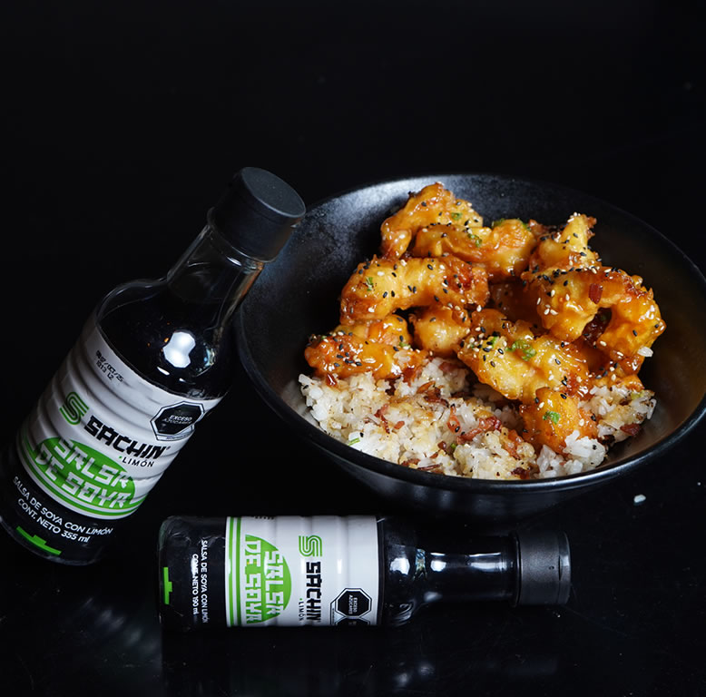 ARROZ CON CAMARONES Y SALSA DE SOYA SACHIN LIMÓN